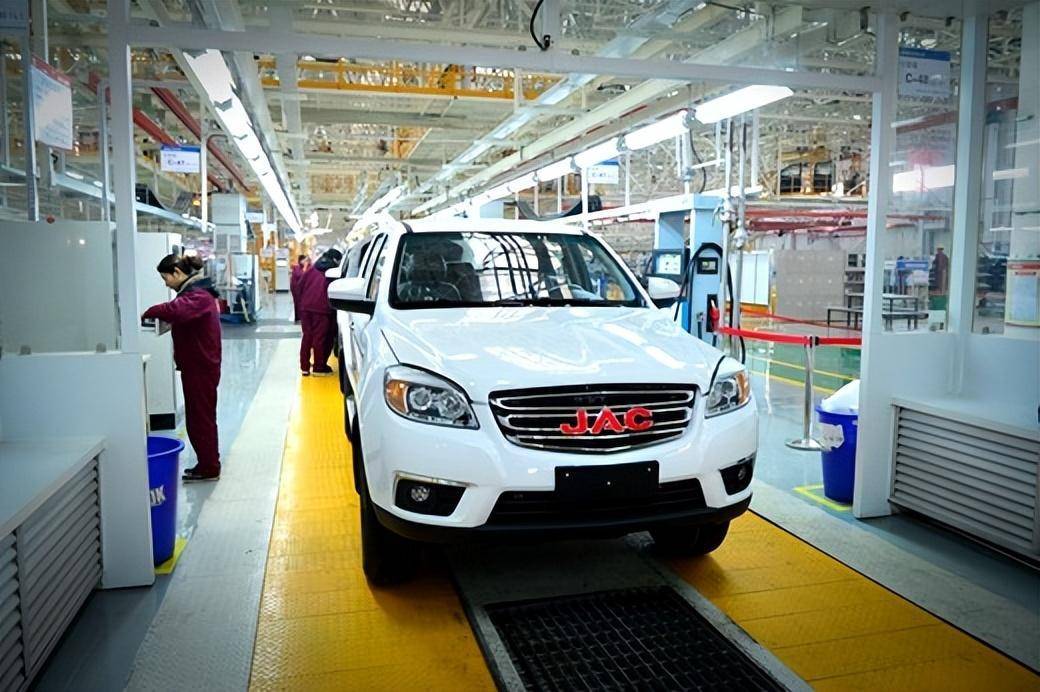 鯊魚(yú)王多變體汽車智能皮卡后箱蓋 鯊魚(yú)王多變體汽車智能皮卡后箱蓋