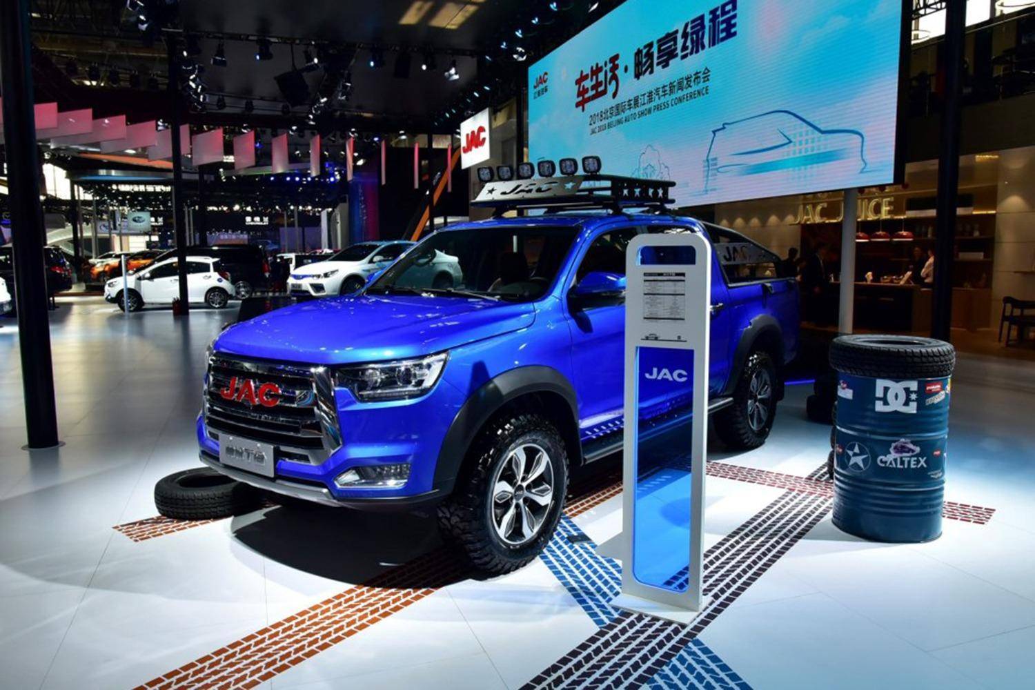 鯊魚(yú)王多變體汽車智能皮卡后箱蓋 鯊魚(yú)王多變體汽車智能皮卡后箱蓋