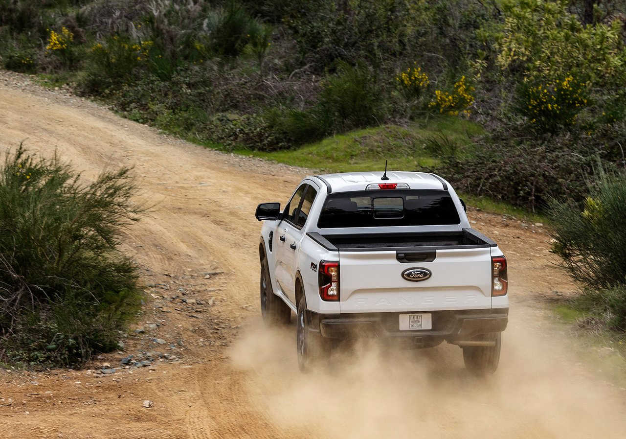 鯊魚王多變體汽車智能皮卡后箱蓋 福特國產(chǎn)Ranger皮卡將于年內(nèi)上市 改裝版適合越野玩家