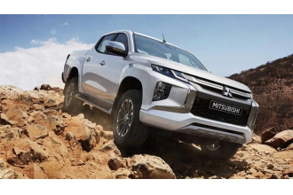 三菱L200皮卡開(kāi)啟預(yù)售 采用最新家族式設(shè)計(jì)語(yǔ)言